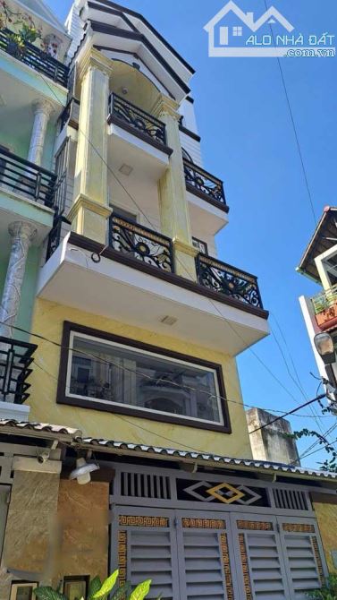 BÁN NHÀ 5 TẦNG XÂY TÂM HUYẾT - 5x13M – NỘI THẤT CAO CẤP - HẺM 5M, TRUNG TÂM GÒ VẤP,6.x TỶ