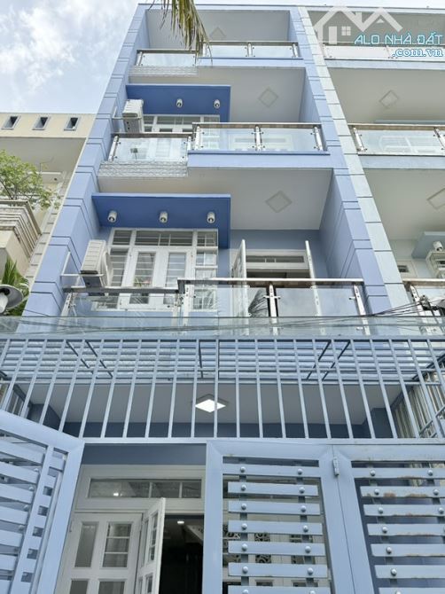 BÁN NHÀ NGAY CV LÀNG HOA GÒ VẤP - 4 TẦNG MỚI ĐẸP - 64M2 - NỞ HẬU - HXH, 7 TỶ XÍU
