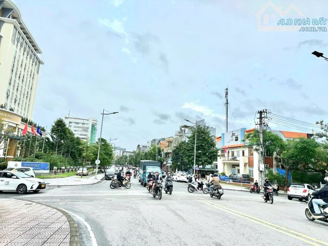 Cần bán Đất Mặt Tiền Trần Phú Diện tích:263m