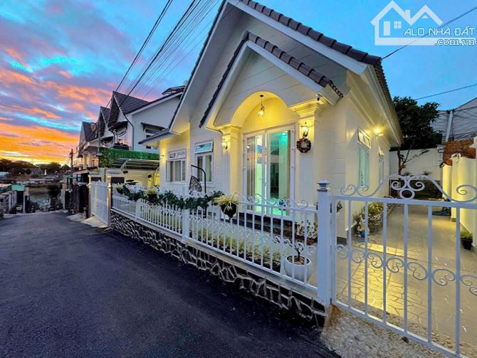 🏡Bán Villa/Biệt Thự Hẻm Xe Hơi Đường Trần Đại Nghĩa, P.8, Đà Lạt – Sổ Hồng Riêng
