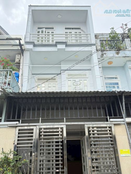 Nhà 2 Lầu đúc BTCT - Thạnh Lộc 57 - 4 Phòng Ngủ - Q12