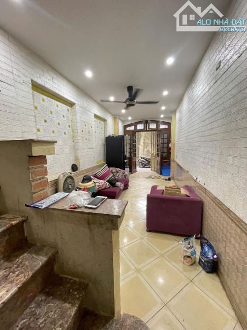 NHÀ PHỐ TÂY SƠN, MẶT NGÕ, 4TẦNG, DIỆN TÍCH 42M, MT,3.2M GIÁ CHỈ 9TỶ