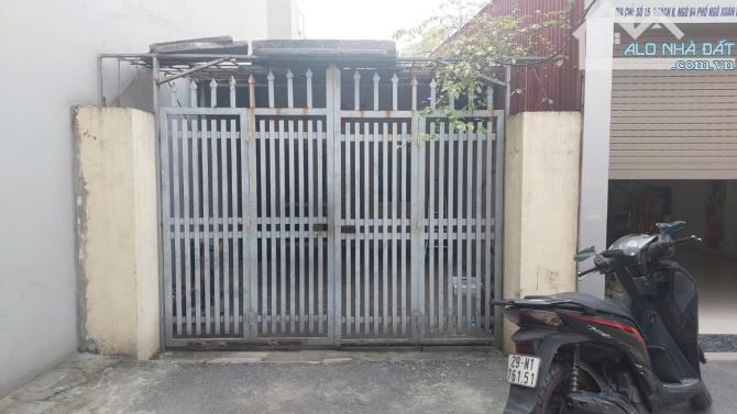 Mặt phố Ngô Xuân Quảng / Nhà C4 111m, 18 tỷ / Ô tô đậu đỗ, Vỉa hè, Kinh doanh sầm uất - 2