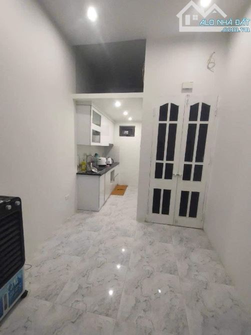 PHỐ KIM HOA - TRUNG TÂM QUẬN ĐỐNG ĐA. 21M2 - 4 TẦNG - CHỈ NHỈNH 5 TỶ