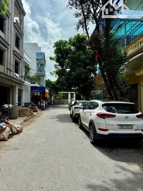 Bán nhà 4 tầng mặt đường Mạc Thiên Phúc( chỉ còn duy nhất 1 căn )