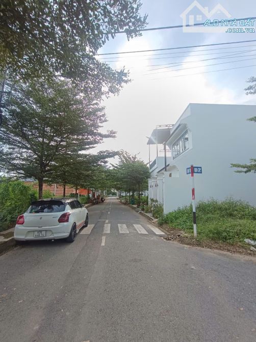ĐẤT NỀN ĐẸP NGAY TRUNG TÂM PHƯỜNG TÂN TRIỀU MỚI
