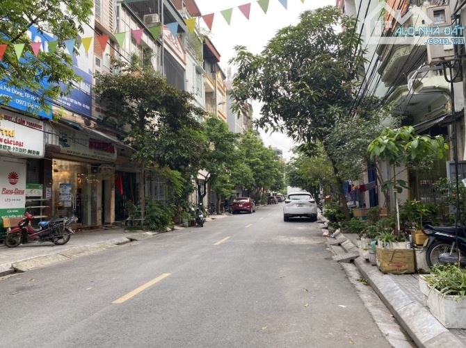 Bán nhà mặt phố Trần Đăng Ninh, 54m x 4T, 5PN, ô tô tránh kinh doanh, chỉ nhỉnh 14 tỷ