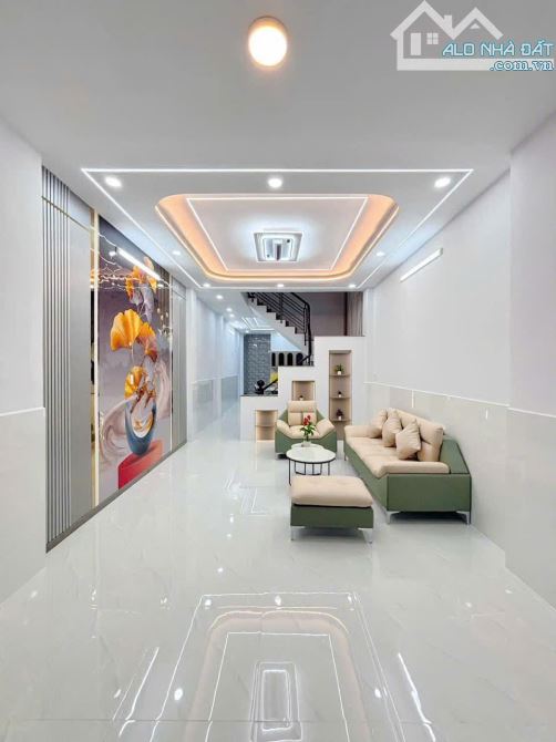 bán nhanh căn Nguyễn Thái Sơn, Gò Vấp. Giá: 2 tỷ 520tr/64m2, sổ hồng riêng