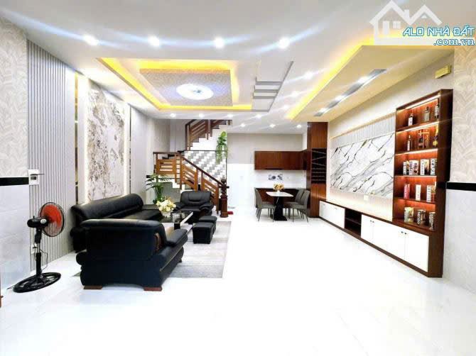 Sở hữu căn nhà Bùi Văn Thêm, Phú Nhuận/ DT 61m2/ Giá 2 Tỷ 730Tr/ Sổ hồng riêng chính chủ