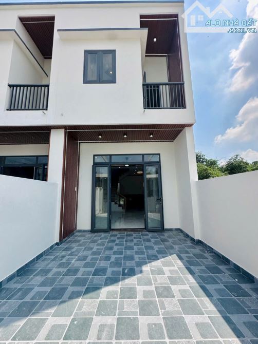 NHÀ ĐẸP NGAY SÂN GOlF LONG THÀNH- ĐI SÂN BAY Long Thành chỉ 15 phút