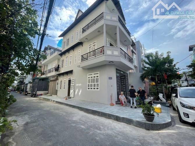 CĂN GÓC 2 MT –ĐƯỜNG PHẠM VĂN CHIÊU.  HẺM 8M CÓ VỈA HÈ – KHU ĐỒNG BỘ – CHÍNH CHỦ 50 NĂM  🏡