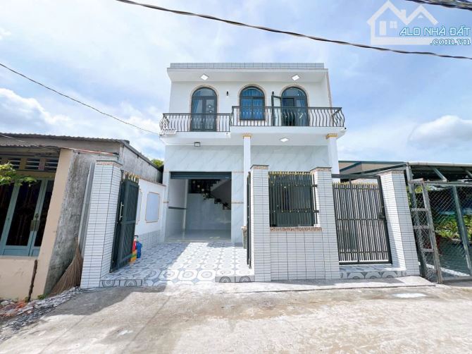 CHÍNH CHỦ CẦN BÁN NHÀ - GIÁ TỐT 🔹 Diện tích: 5m x 16m = 80m² 🔹 Giá bán: Chỉ 1 tỷ 980