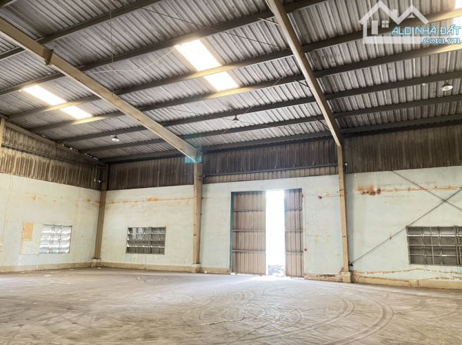 CHO THUÊ NHÀ KHO 470M2 MT VÕ CHÍ CÔNG, SẴN CẨU, ĐIỆN NƯỚC, GIÁ TỐT CHỈ 24 TRIỆU