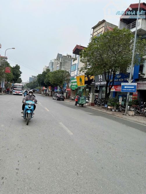 Ngô Xuân Quảng / Nhà C4 117m, 6m tiền, 15.8 tỷ / Ngõ thông, ô tô 7 chỗ, Đầu tư tốt