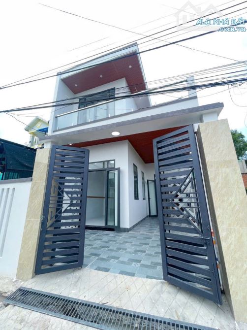 BÁN NHÀ SỔ RIÊNG THỔ CƯ -NGANG 7x15 - GẦN TRẠM THU PHÍ BỬU LONG