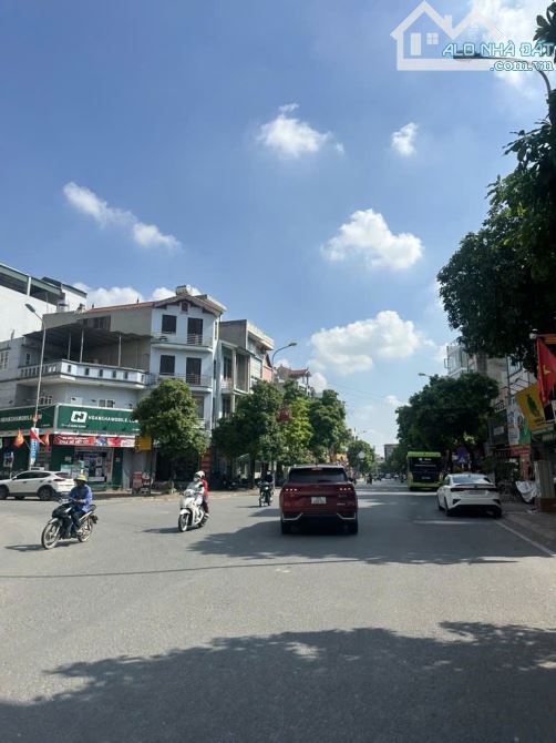 Ngô Xuân Quảng / Nhà 1T 140m, 6m tiền, 17 tỷ / Ô tô tránh, Xây tòa nhà TUYỆT VĂN VỜI