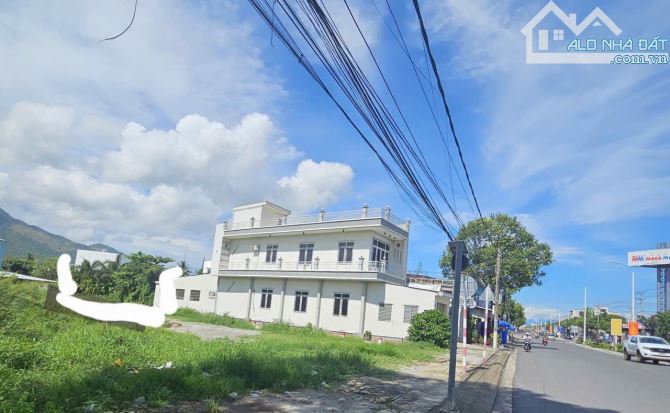 Bán lô đất 488m2 full thổ - Vĩnh Trung - Sát đường 23/10