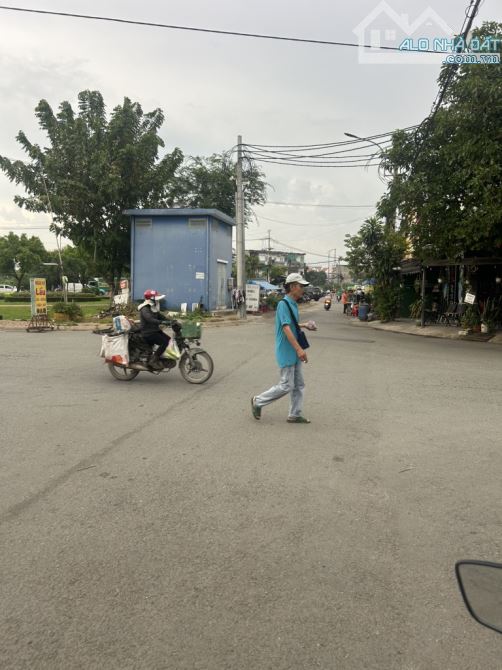MẶT TIỀN KINH DOANH ĐÔNG ĐÚC NGAY TRẦN VĂN GIÀU NGUYỄN CỬU PHÚ, 4 TẦNG, 100M2 GIÁ 7 TỶ