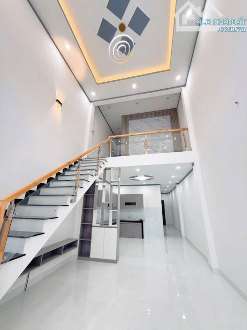Bán nhà gác lửng gần chợ Thạnh Phú - Sổ riêng thổ cư