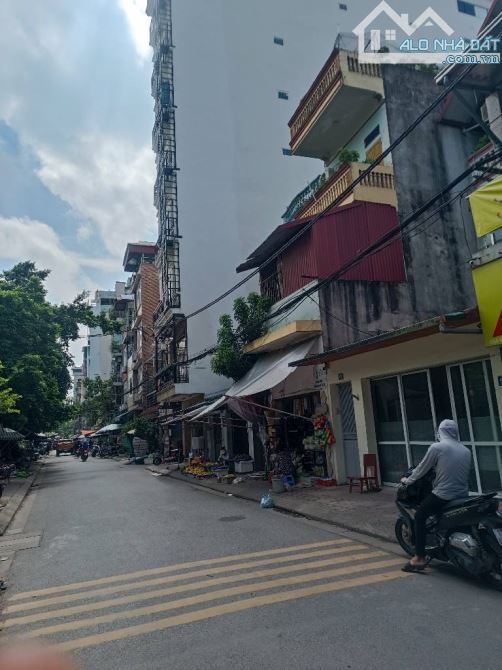 PHÂN LÔ - Ô TÔ - LÔ GÓC 3 THOÁNG - XÂY TÒA VĂN PHÒNG - DT 118M2 - MT 12M