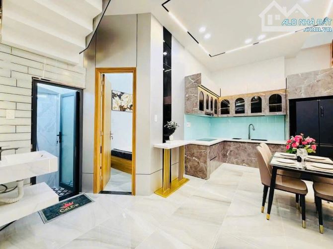 Bán nhà hẻm xe hơi đường Cao Thắng, P12 Q10 – DT 3,5x15m – trệt 4 lầu – Giá 14.5 tỷ.