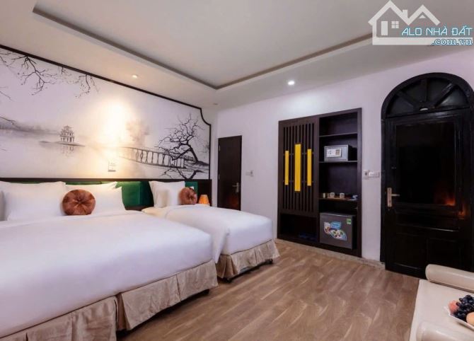 67.6 tỷ - MP Đội Cấn - Khách sạn 3* - DT168m x 10 tầng x 36 phòng.