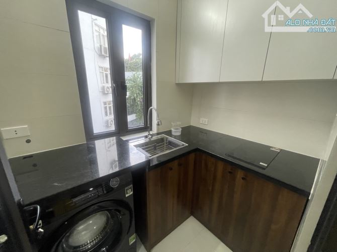 Bán nhà Mặt Phố 5T. Bạch Đằng Hoàn Kiếm.DT: 40M2 xMt: 4M.. giá 9,6 tỷ