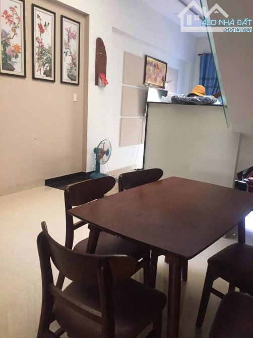Bán dãy trọ MT Lê Thiện Trị, DT160m2 gần trường CĐ Du Lịch và ĐH FPT, Hòa Hải, Nhs 8.6 Tỷ