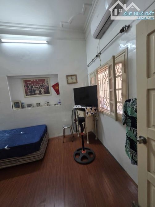 "Phố Hoàng Hoa Thám, nhà đẹp , 45m2 , 4 tầng, 11.8 tỷ