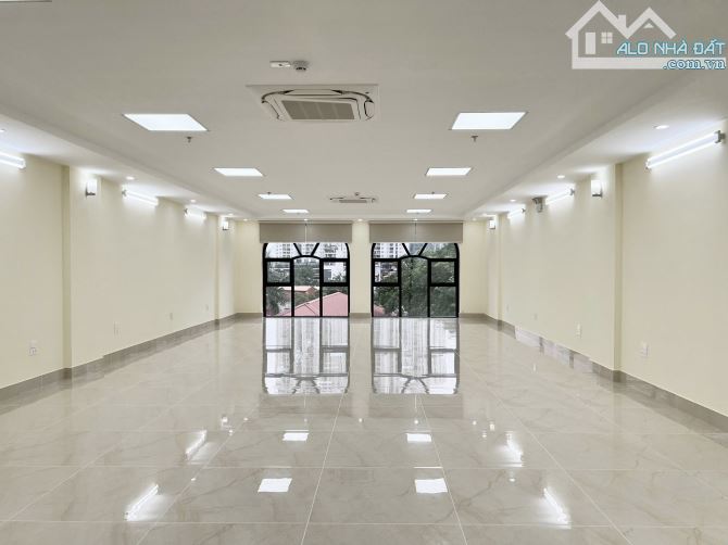 SIÊU PHẨM TOÀ BUILDING 8 TẦNG THANG MÁY