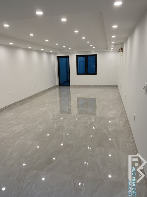 Bán nhà mặt tiền 4.5m mặt đường Trần Quang Khải,Hồng Bàng,Hải Phòng