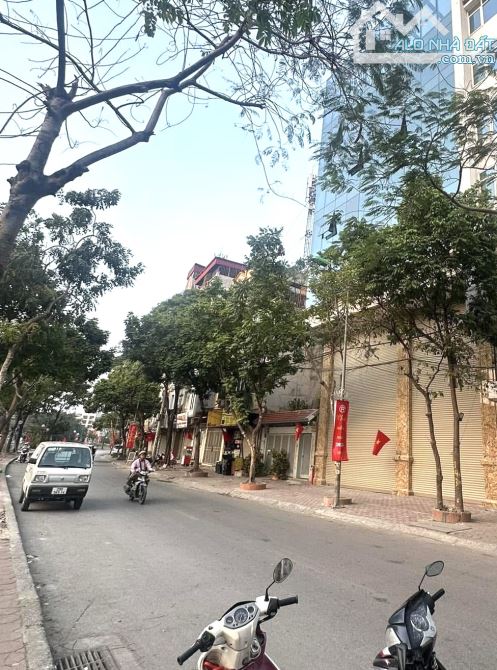 Mặt phố Vũ Tông Phan quận Cầu Giấy 82m2 10Tầng-MT 5m Ô Tô Tránh Vỉa Hè,Dòng Tiền Cao