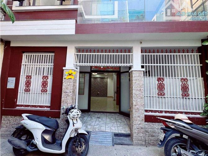 BÁN NHÀ Ở VỊ TRÍ SIÊU VIP TRUNG TÂM HẢI CHÂU- RA CẦU RỒNG 2 PHÚT