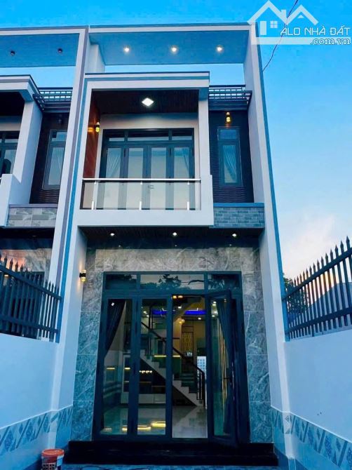 Nhà mới 1 trệt 1 lầu Lê Chí Dân chỉ 2,3 tỷ. Sổ hồng riêng, TP Thủ Dầu Một
