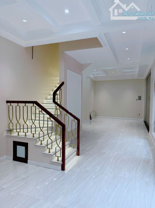 Bán nhà mặt ngõ Lê Lợi, Gia Viên, Ngô Quyền. 60m², giá 8,99 tỷ.