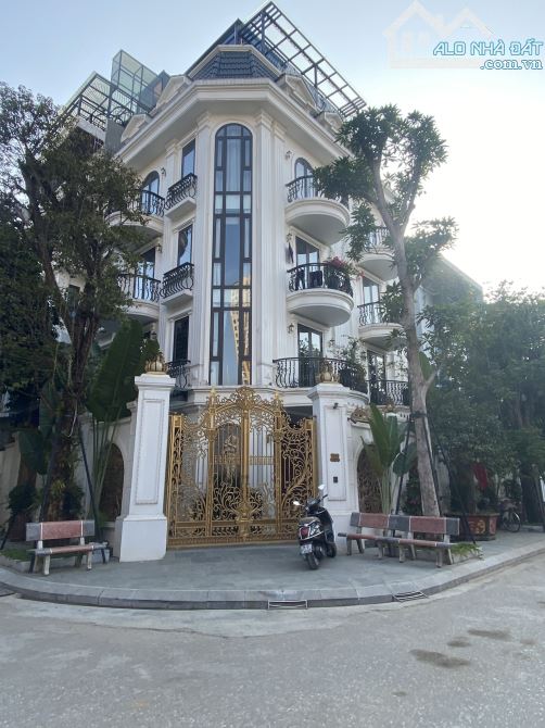 Cho thuê biệt thự Trung Văn Hancic, Tố Hữu, diện tích 160m2 x 4 tầng, MT 9m, full đồ 30tr
