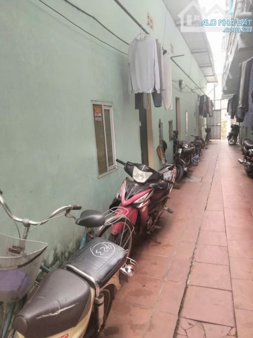 Bán nhà Lệ Chi Gia Lâm. Dt 134m, Mt 7m, đường trước nhà ô tô tránh, chỉ hơn 40tr/m