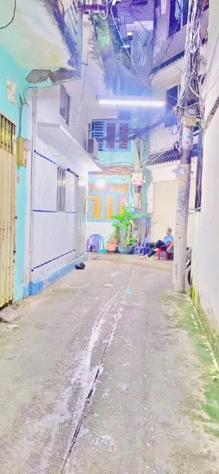 B.ÁN NH.À MỚI - CMT8 Q.10  - NGAY CHỢ HÒA HƯNG  - 4 TẦNG BTCT - 3PN  - HOÀN CÔNG ĐỦ - NHỈN