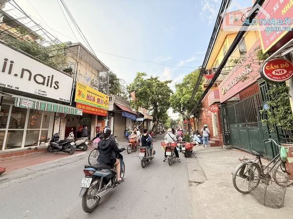 Bán nhà Tam Trinh, Yên Duyên, 43m2 x 5 tầng, ô tô, Giá: 6,46 tỷ( ctl)