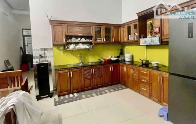 Bán nhà Lý Thái Tổ, p Quang Trung, 60m2, oto chánh, mặt tiền rộng,  4ty2