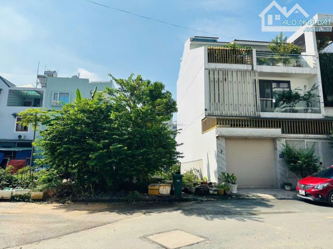 Lô đất ngay Cao Đức Lân P,An Phú Q2 DT 8 x 16 công nhận 128m2 xây dựng hầm 4 tầng