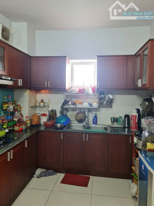 Cho thuê chung cư Phú Thạnh 100m 3PN 2WC giá 10 triệu , vào ở liền