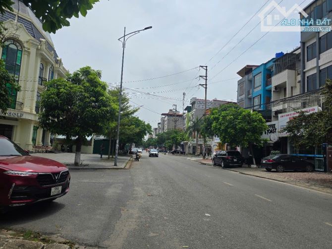 Bán nhà 4 hud b đường nguyễn cao gần cc thanh bình dt 86m2 + mt 5.2m giá 24 tỷ