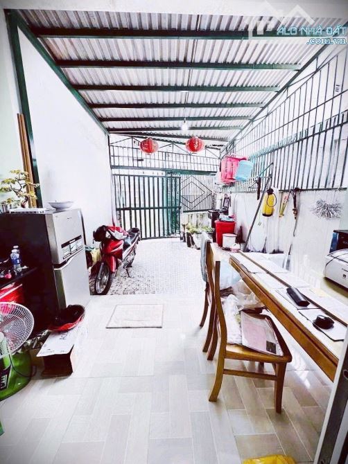 Bán căn nhà lầu giá cực kỳ hấp dẫn - mà nằm ở trung tâm tp Biên Hoà - p Thống Nhất