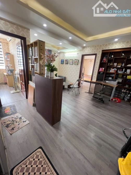 VINACONEX 7 – 136 HỒ TÙNG MẬU – 72M² – 2PN – TẦNG ĐẸP – 6.15 TỶ