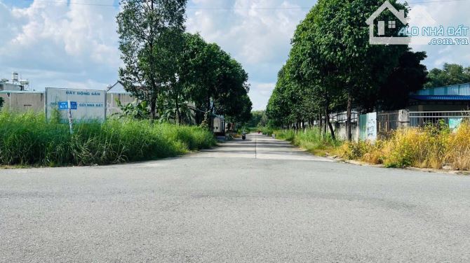 CHỦ CẦN TIỀN RA GẤP LÔ ĐẤT BẾN CÁT