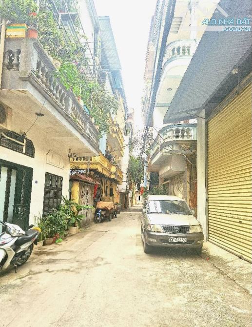 Gà đẻ trứng vàng dòng tiền hấp dẫn khu vực Bách Kinh Xây loanh quanh 15 đồng