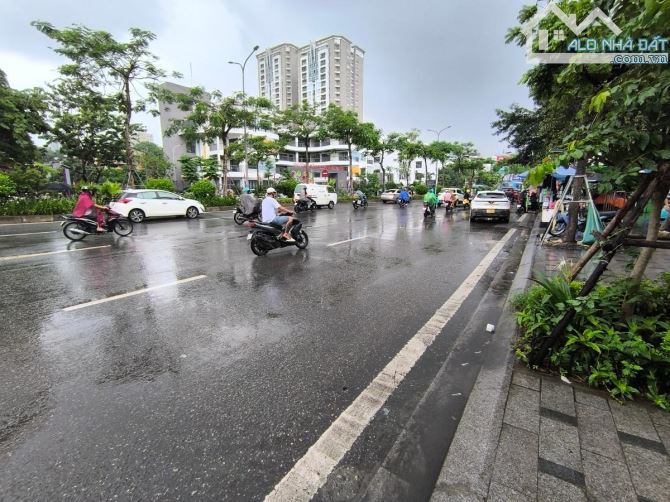Chính chủ Bán nhà Mặt Phố Xã Đàn 2 mặt phố - 3 thoáng 26m 4 tầng , Dòng tiền 60tr/th 15 tỷ