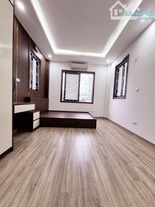 BÁN NHÀ TRƯỜNG CHINH --TẶNG FULL NỘI THẤT, 30M2, 6 TẦNG, 2 THOÁNG- GIÁ 7.5 TỶ