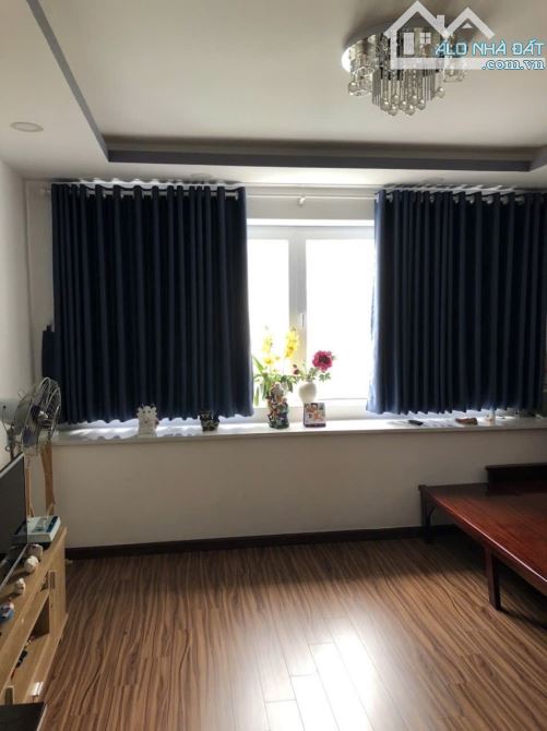Bìnnh Thạnh - Lê Quang Định - Nhà đẹp 5 tầng ở ngay - 40m2 Nở hậu - Chỉ 6.97 tỷ